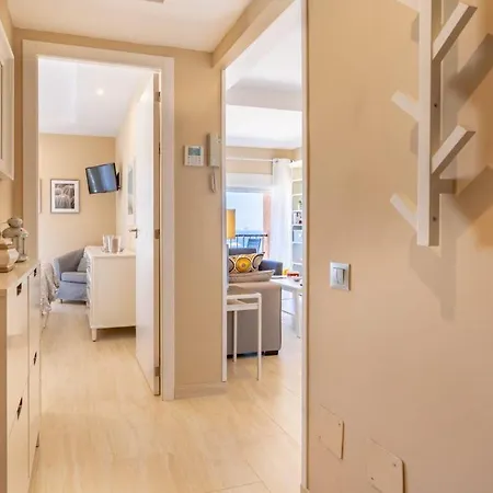 Appartement Fuengirola. Bonito En Paseo Maritimo. Espectaculares Vistas Al Mar. Primera Linea Fuengirola