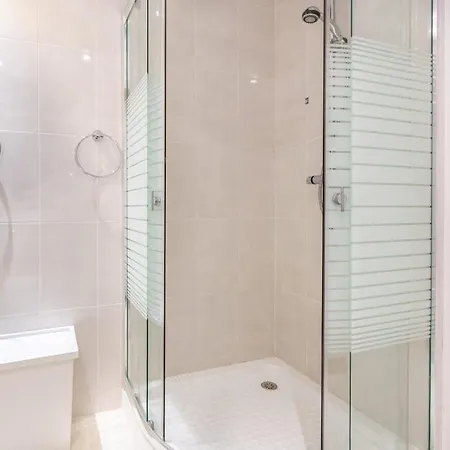 Apartment Fuengirola. Bonito En Paseo Maritimo. Espectaculares Vistas Al Mar. Primera Linea Fuengirola